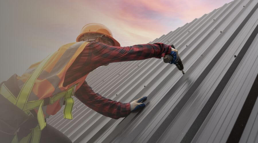 Professional gutter cleaning in New Castle, AL